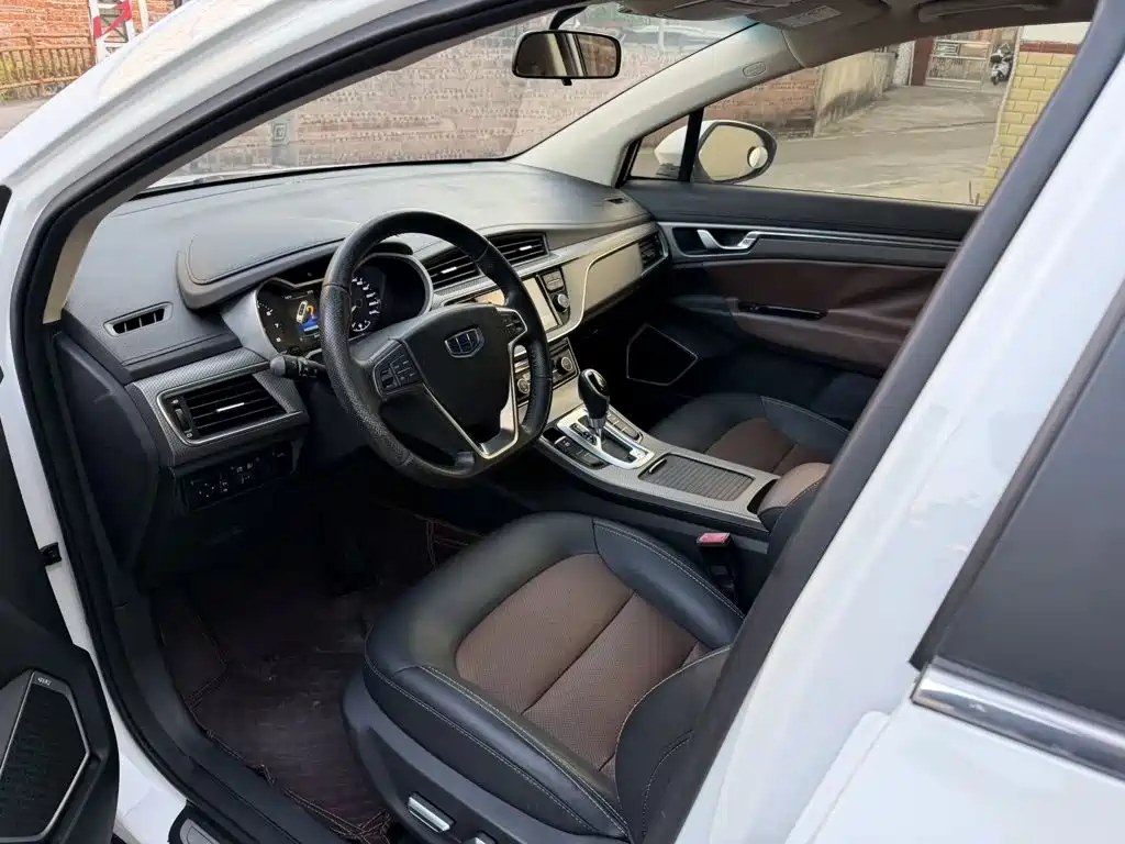 Photo 7 - Geely Emgrand GS