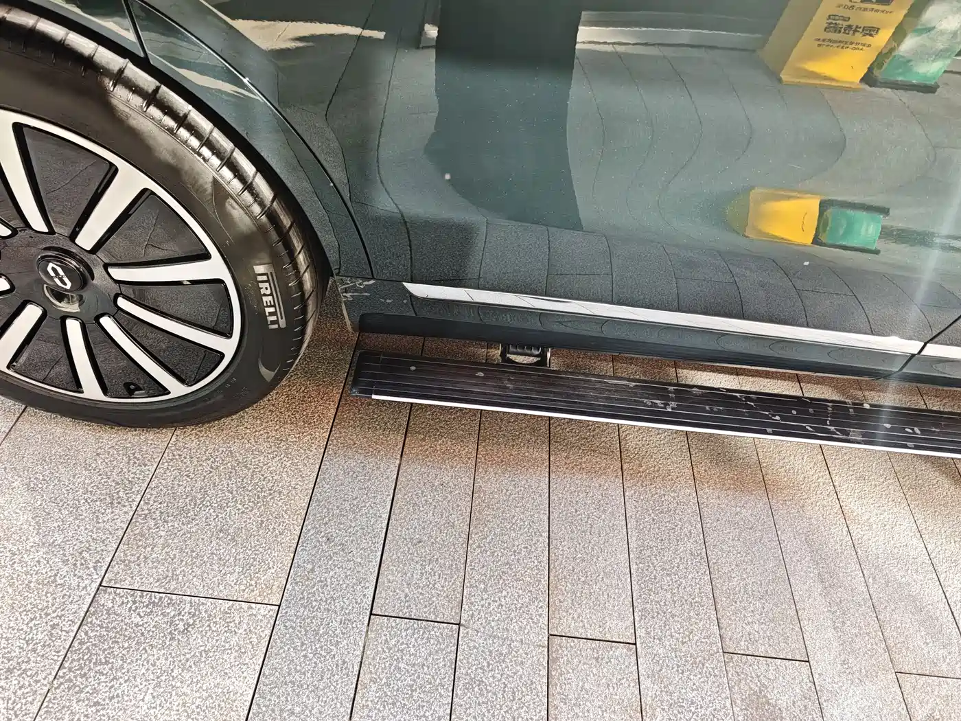 AITO Wenjie AITO M9 2024 Range Extender Max Edition 42kWh 6-seater фото 14