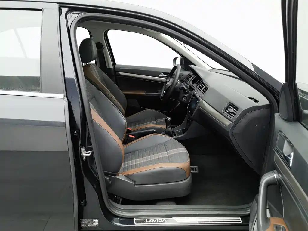 Photo 23 - Volkswagen Lavida