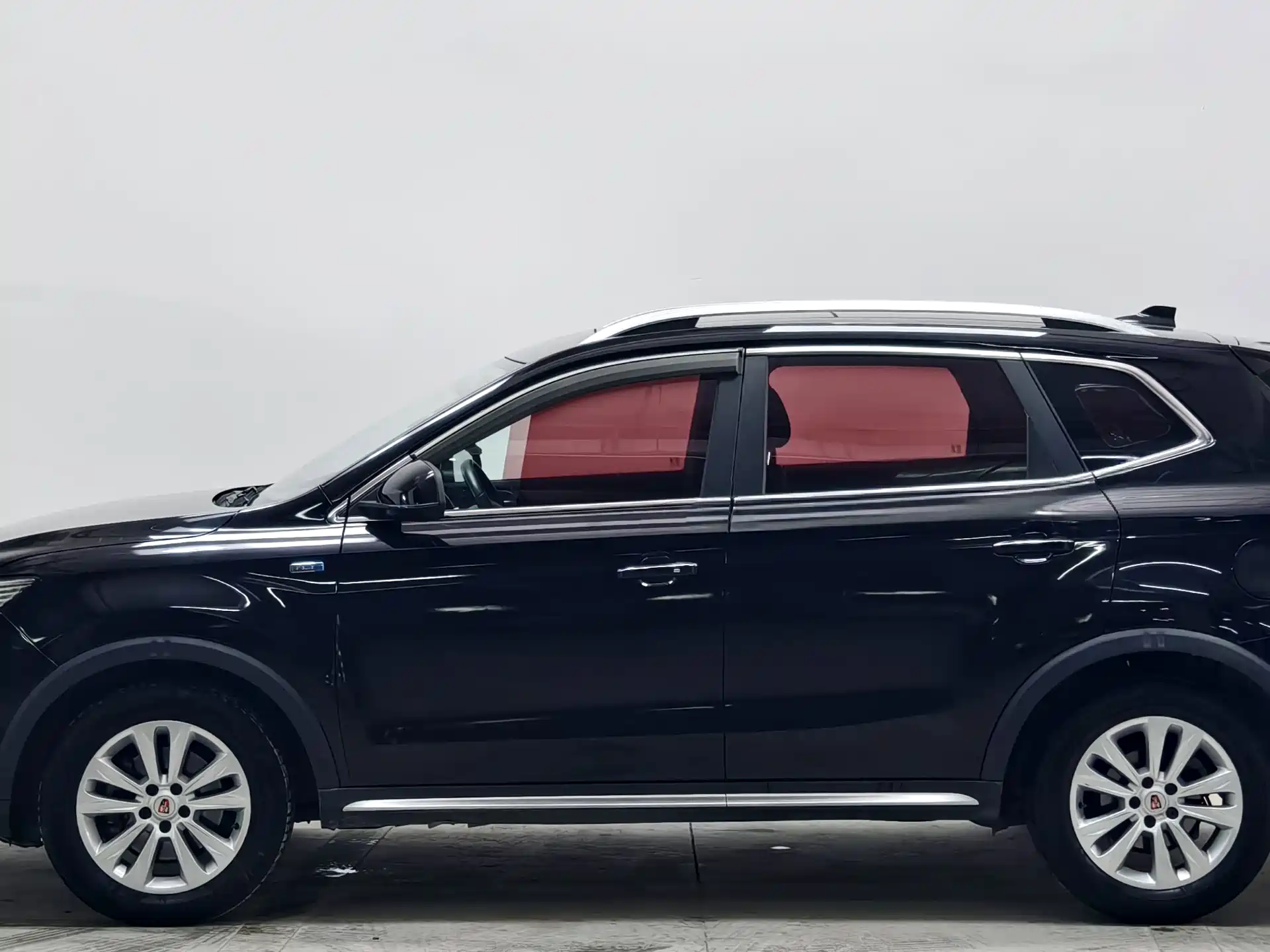 Фото 7 - Roewe RX5