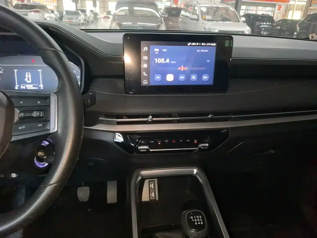 Wuling Motors Wuling Jiachen 2024 2022 1.5L Manual Free Comfort