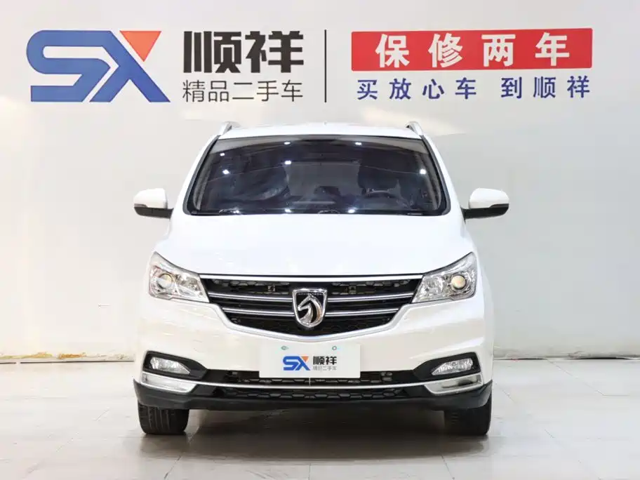 Фото 2 - Baojun 730
