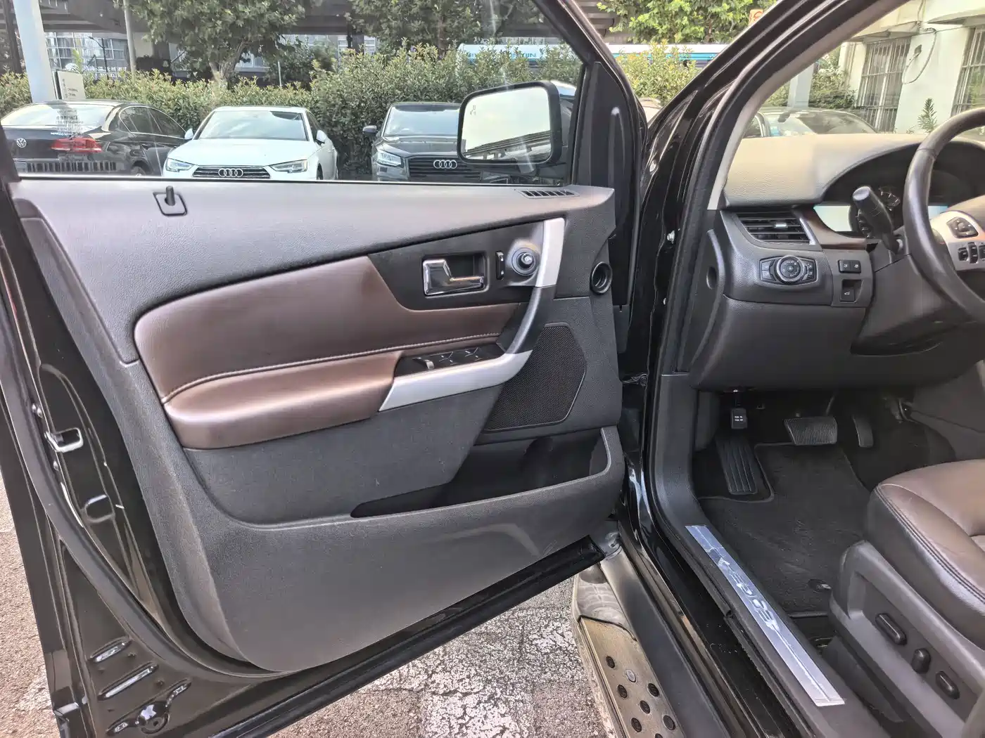 Ford Edge (Import) 2015 2012 2.0T Prestige