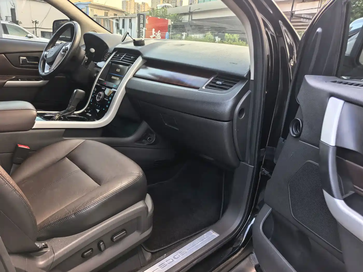 Ford Edge (Import) 2015 2012 2.0T Prestige