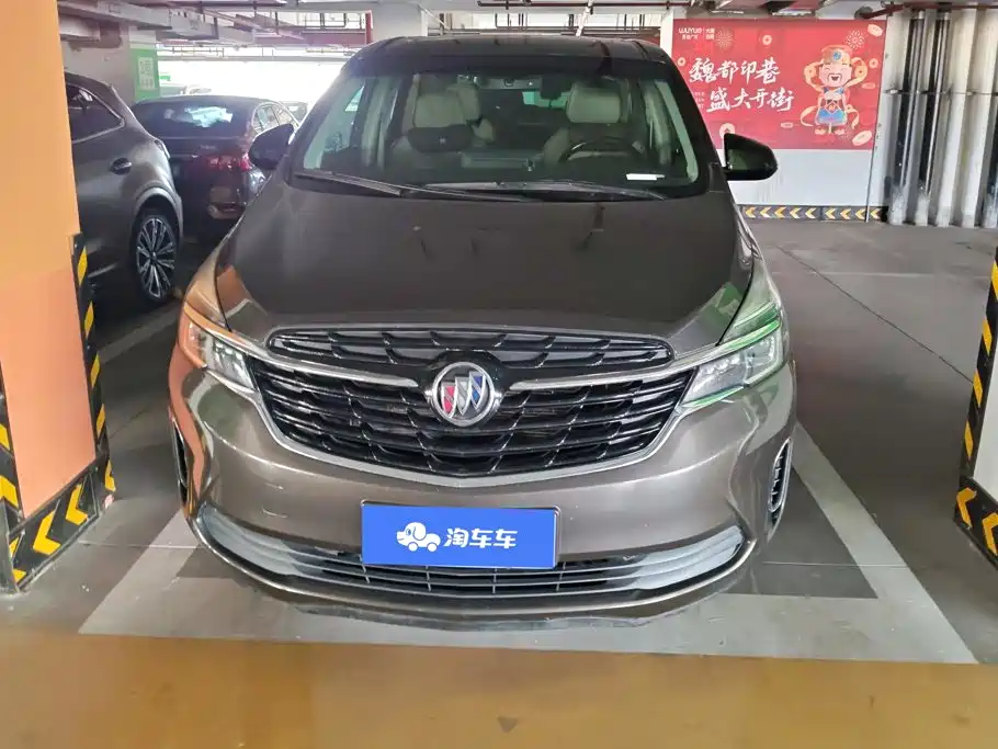 Фото 2 - Buick GL8