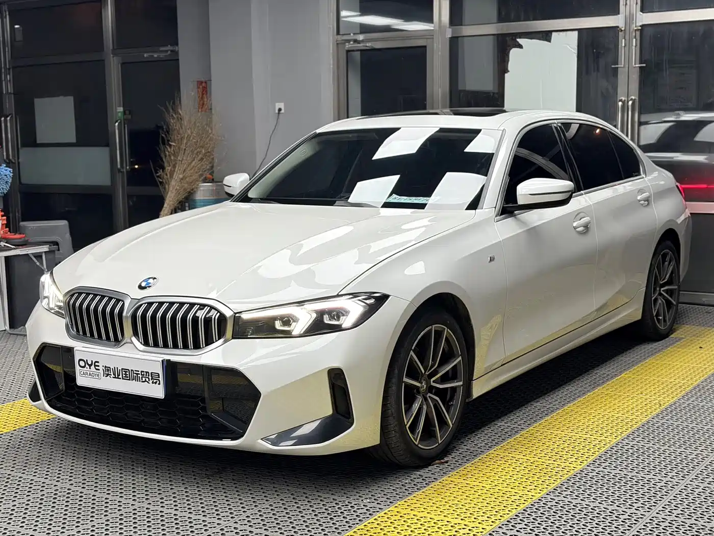 BMW 3 Series 2023 320Li M Sport Package