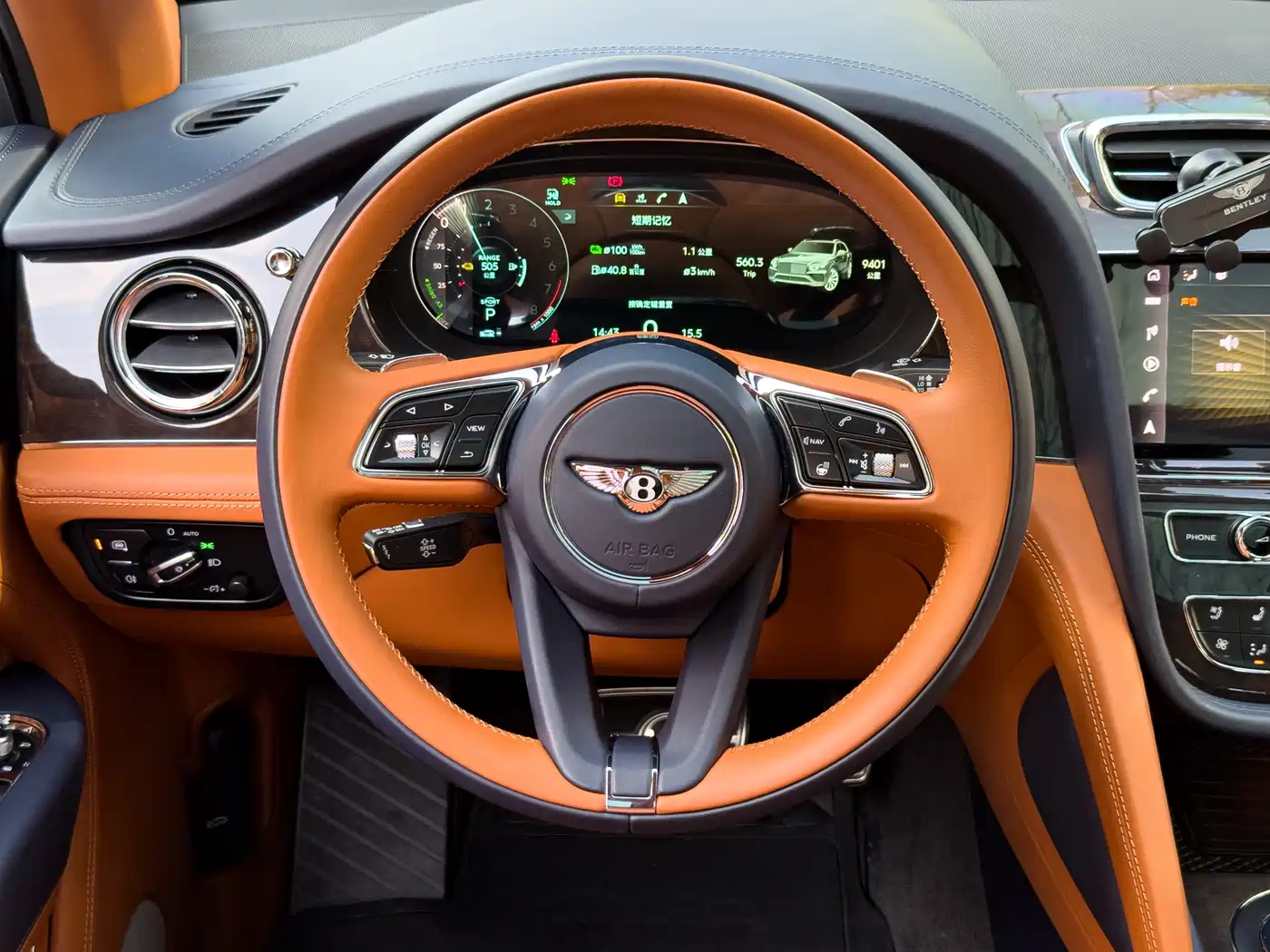 BENTLEY TIMYUE PLUG IN HYBRID