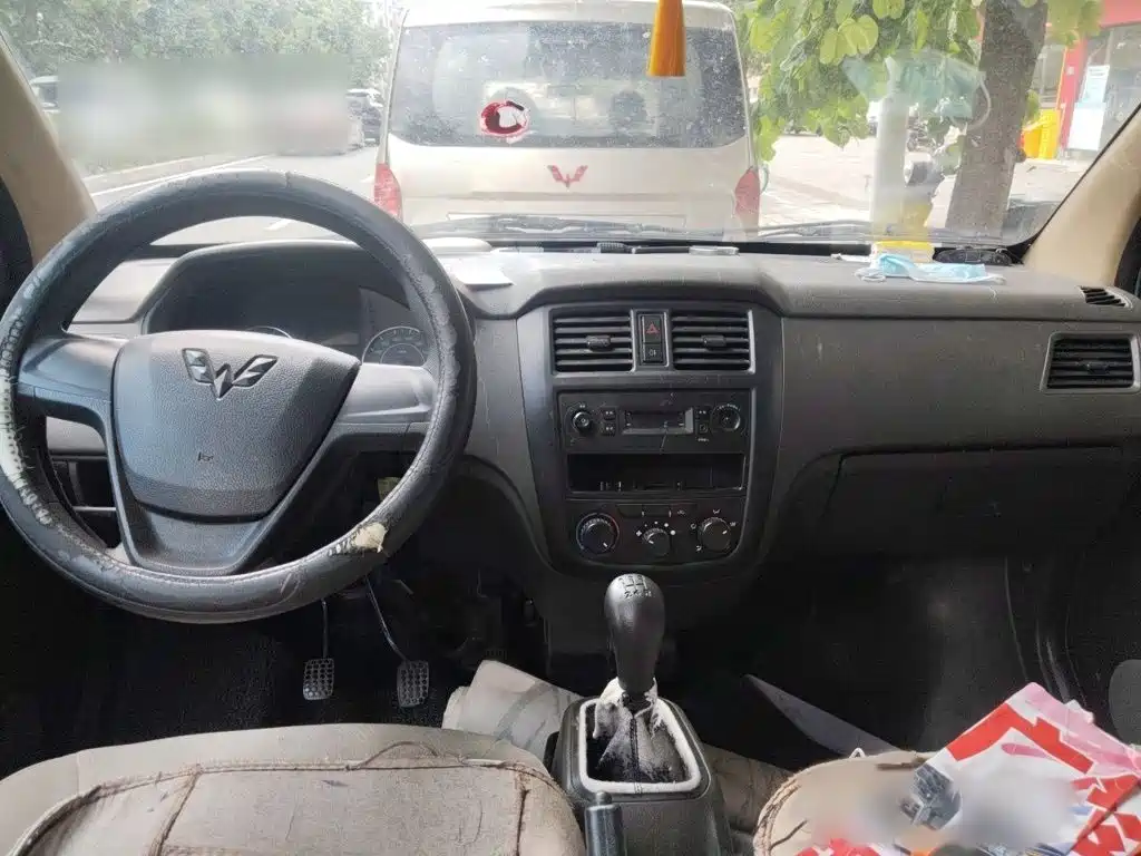 Wuling Motors Wuling Rongguang 2022 2020 1.2L S Basic Model China VI