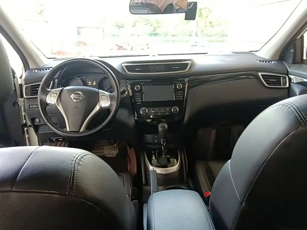 صورة 10 - Nissan Qashqai