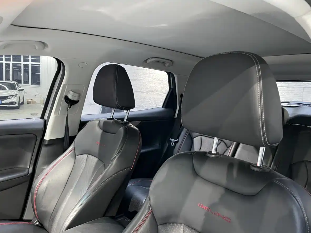 Фото 6 - BAIC Beijing X7