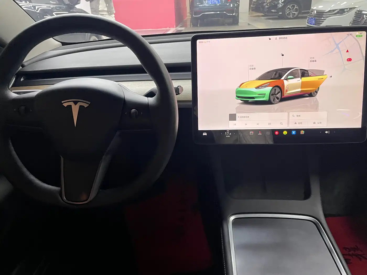 TESLA MODEL 3