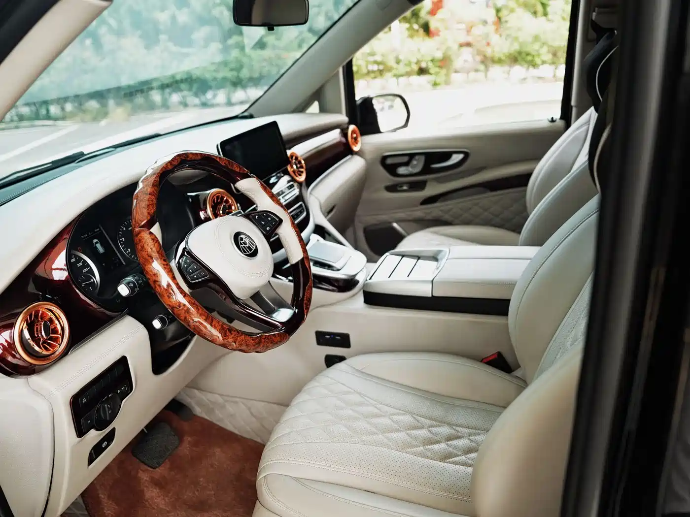 Mercedes-Benz Vito 2021 2.0T Business Edition 7-seater фото 8