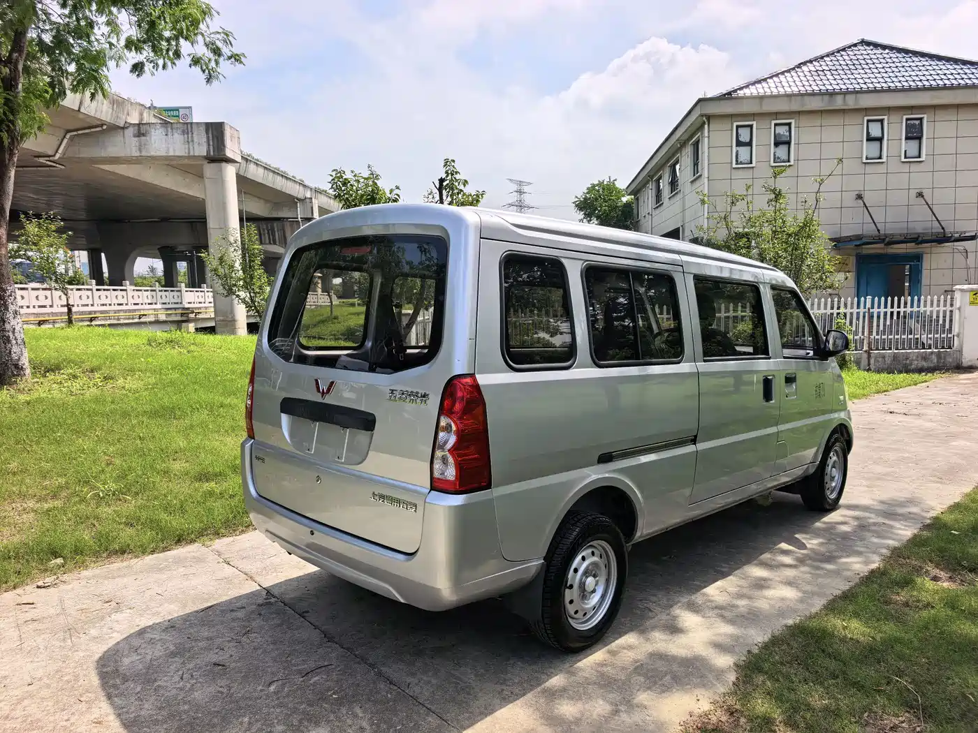 Wuling Motors Wuling Rongguang 2021 2021 1.5L Extended Standard AC Version L3C