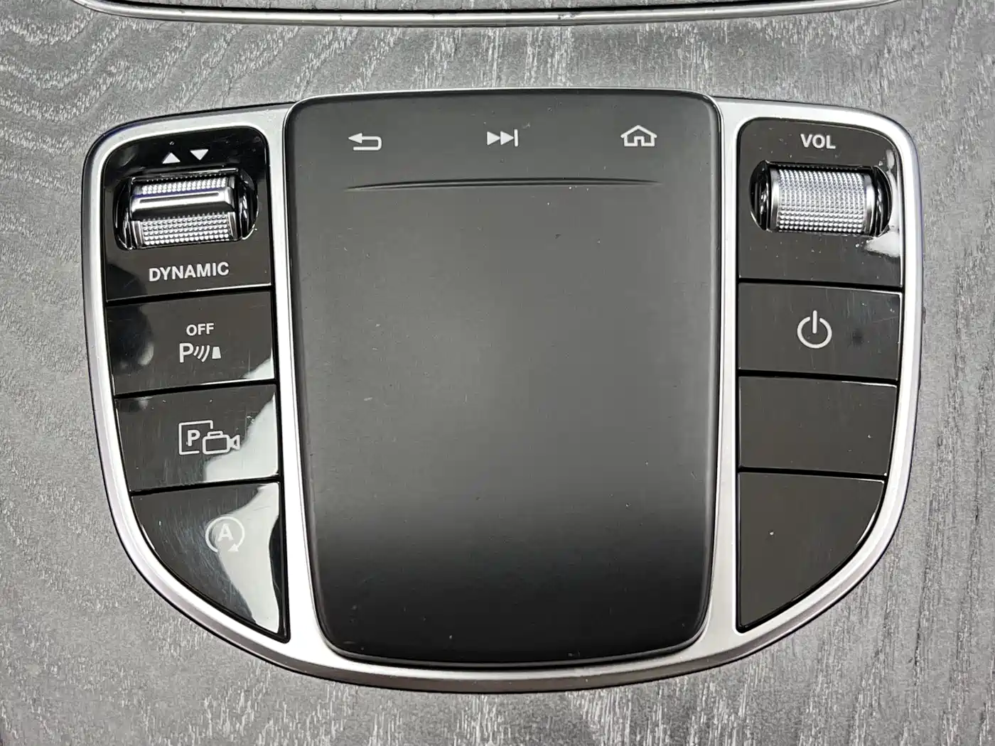 Mercedes-Benz CLS 2018 CLS 300 Dynamic фото 30