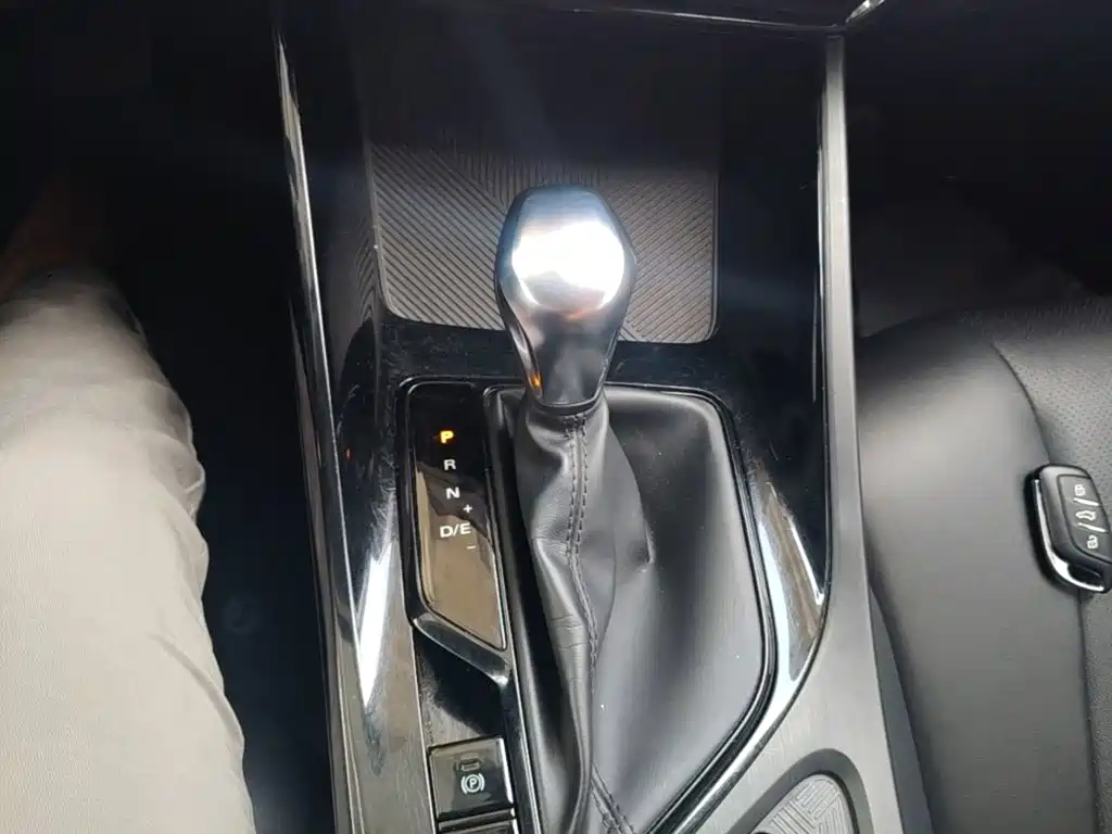 Photo 14 - Roewe i5