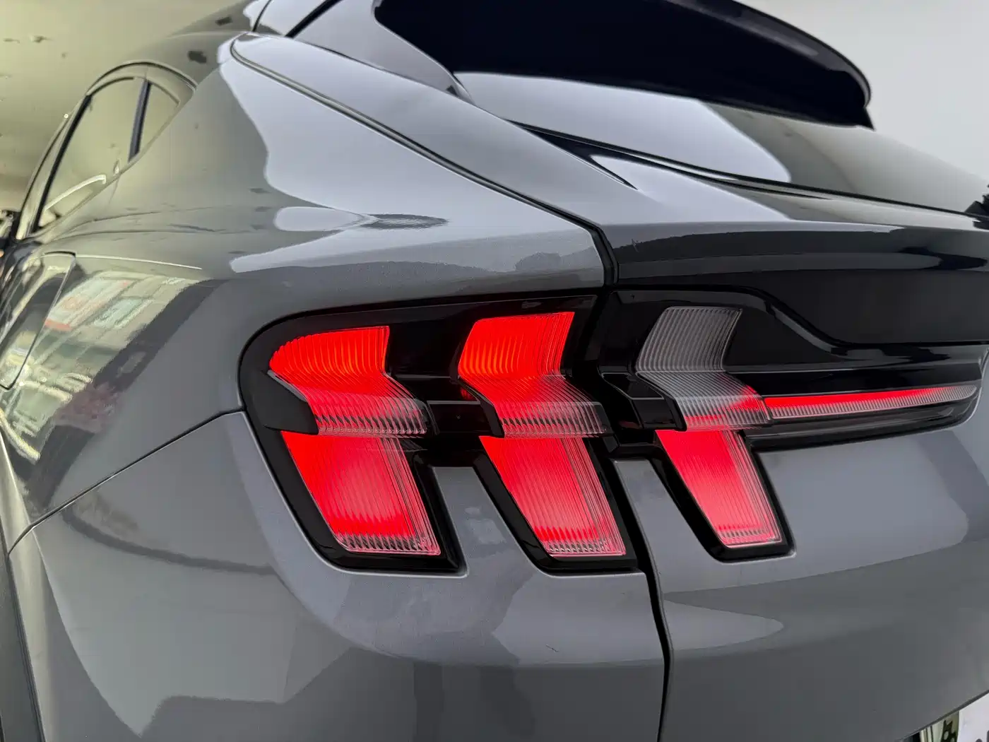 Ford Mustang Mach-E 2023 2021 Leap World RWD (Standard Range)