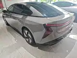 Фото 5 - Hongqi EH7