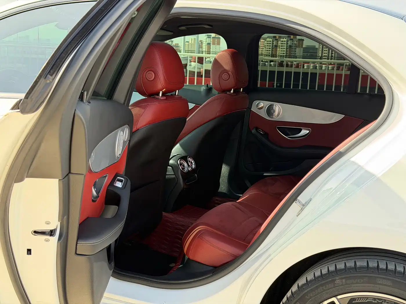 MERCEDES-BENZ C CLASS