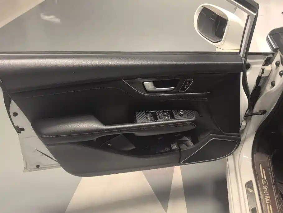 Great Wall C50 2014 2014 Upgrade 1.5T Manual Fashion