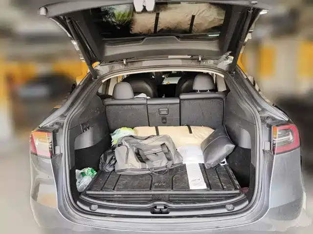 Tesla Model Y 2022 Facelift Rear-Wheel Drive Version — фото 5