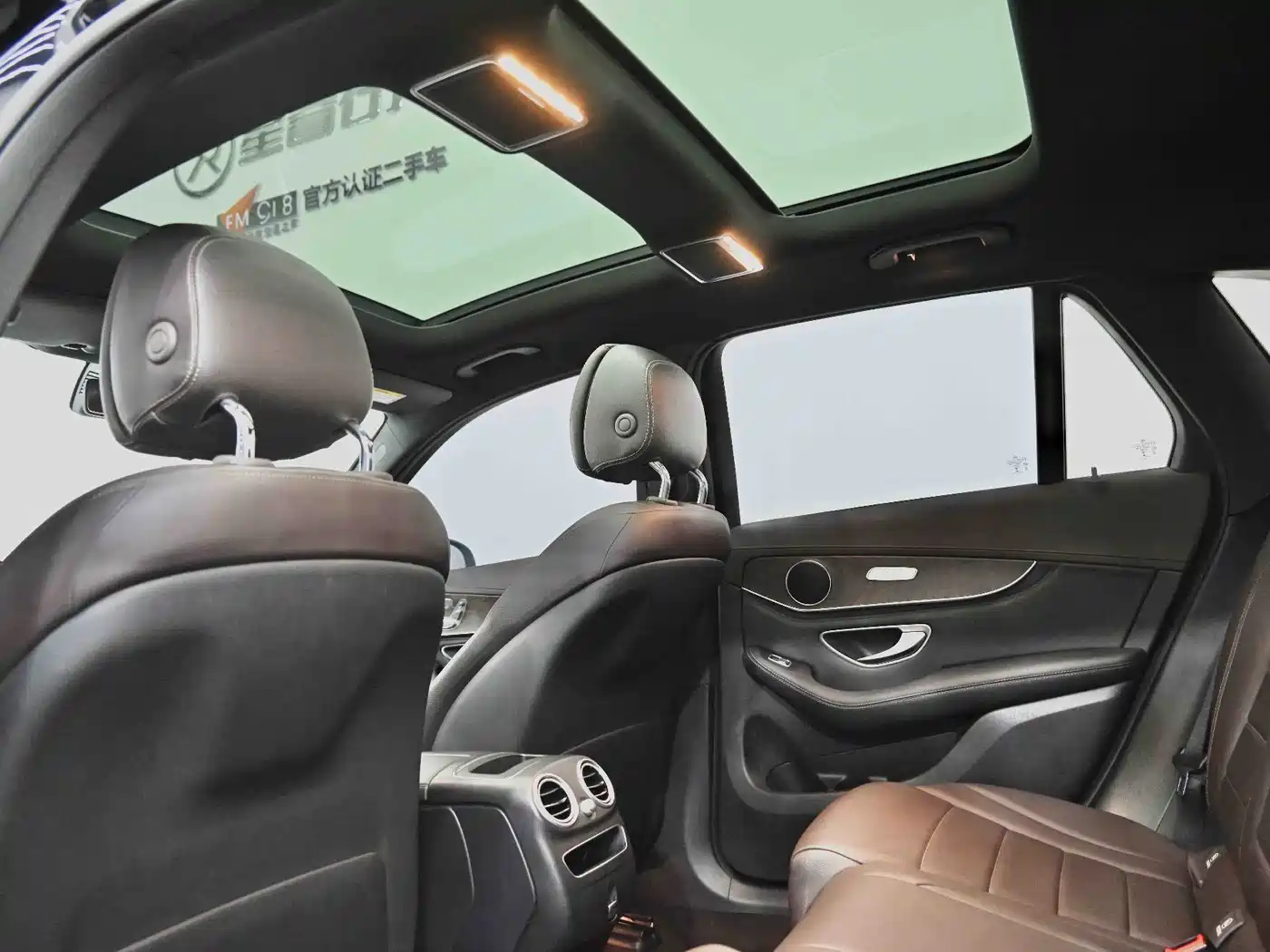 Mercedes-Benz GLC 2020 Facelift GLC 260 L 4MATIC Luxury фото 27