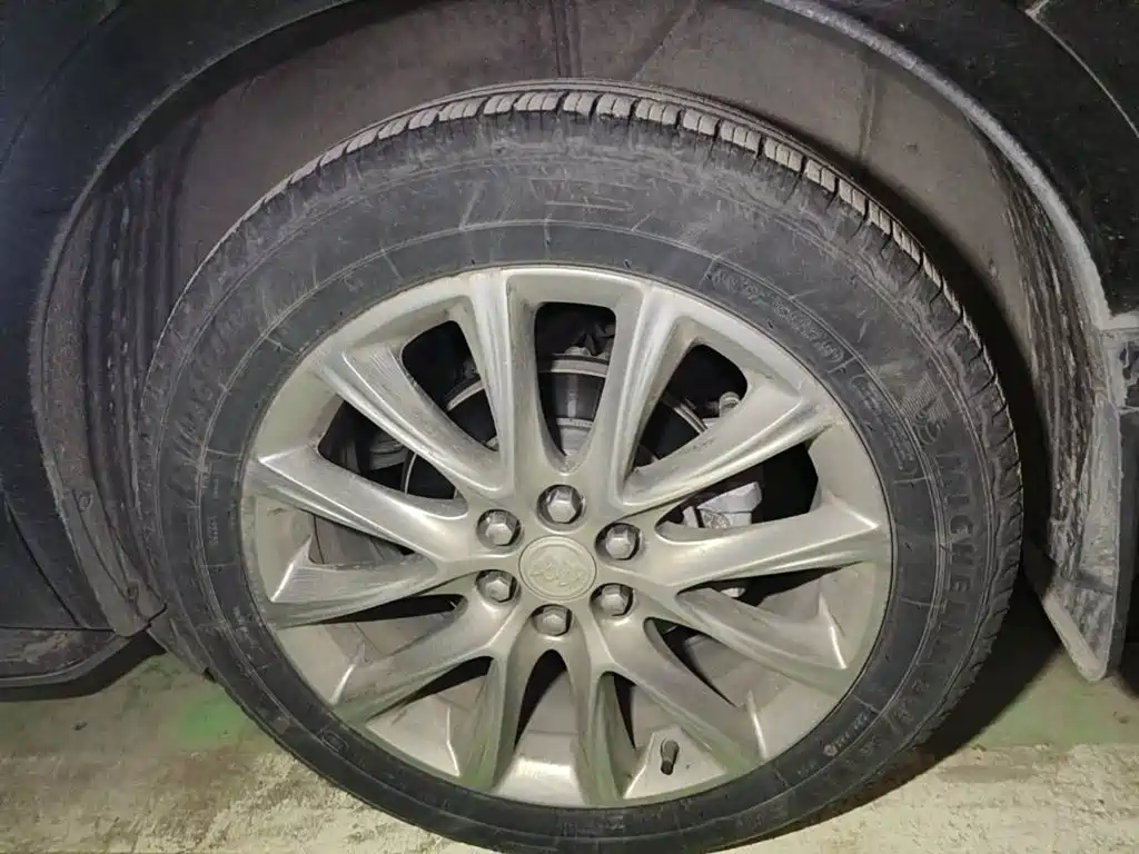 Фото 7 - Buick Enclave