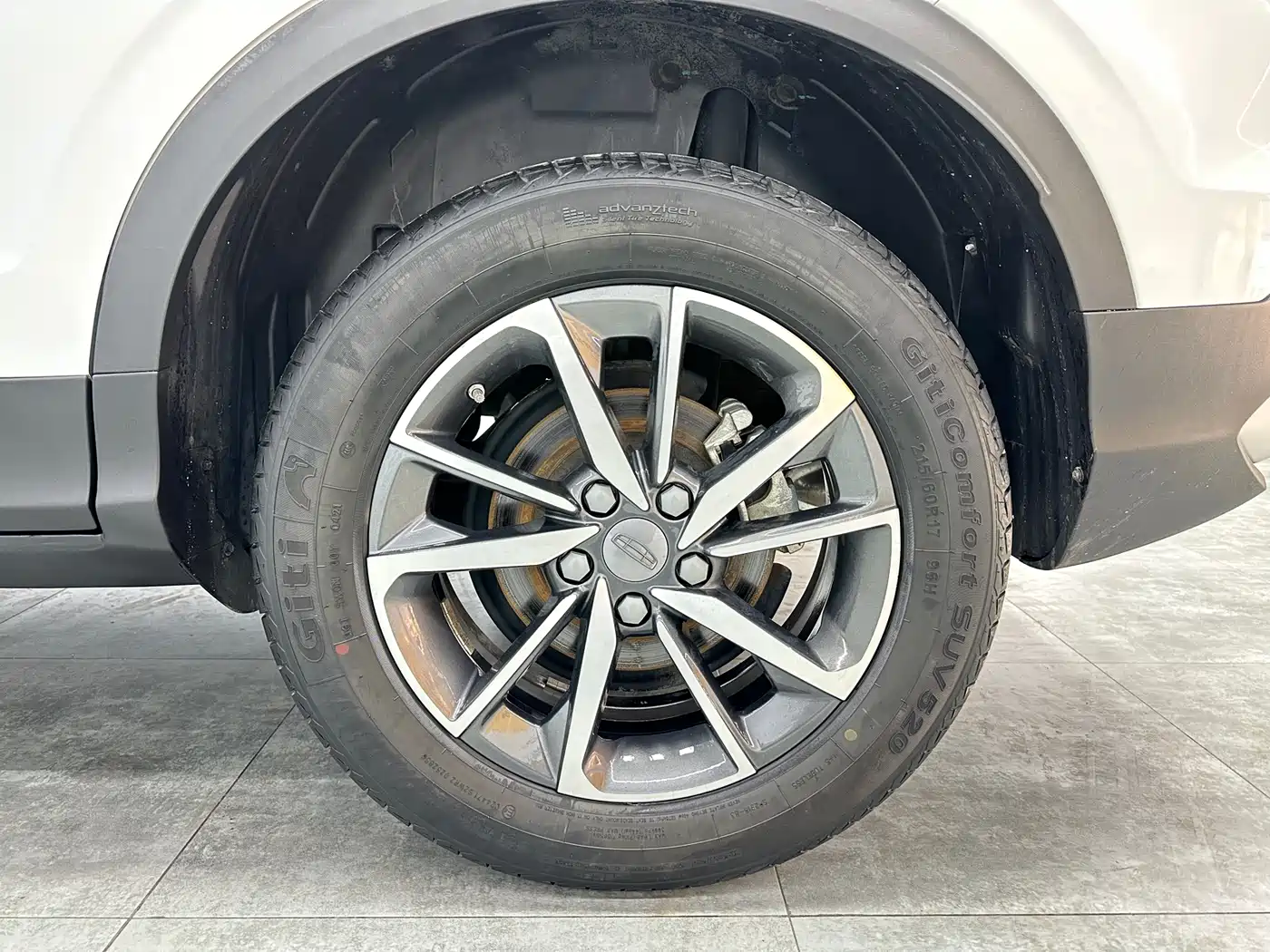 GEELY AUTOMOBILE BINYUE