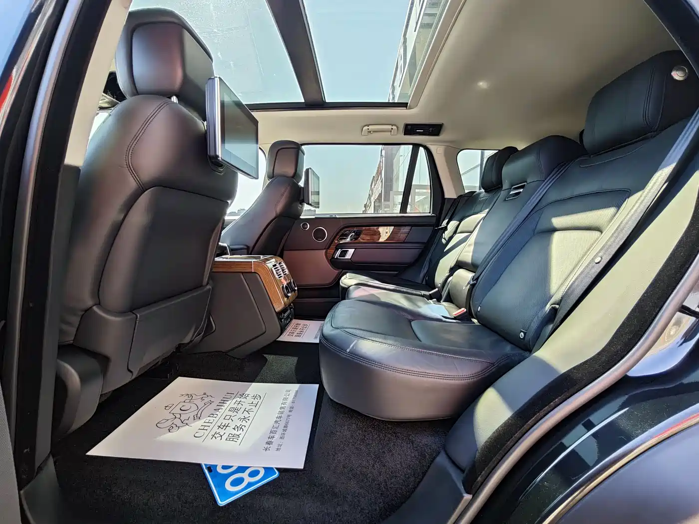 Land Rover Range Rover 2019 3.0 SC V6 Heritage Extended Edition фото 16