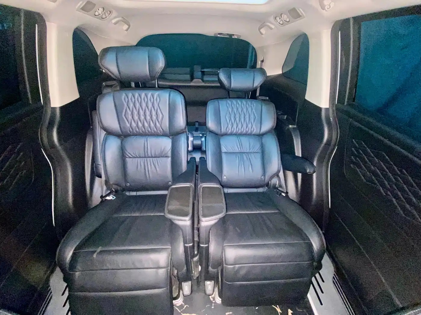 Honda Elysion 2024 2024 2.0L e:HEV Luxury Edition