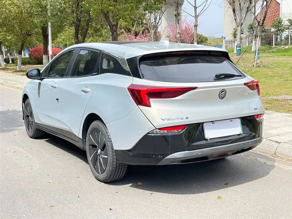 BUICK SLIGHTLY BLUE 6