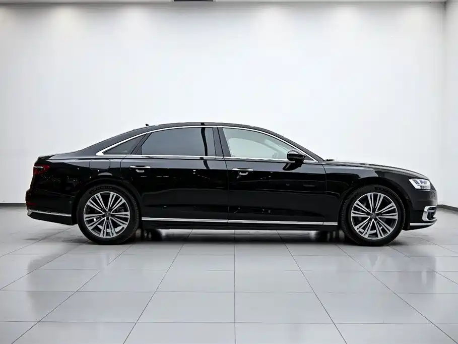 Audi A8 2019 Plus A8L 55 TFSI quattro Prestige фото 6