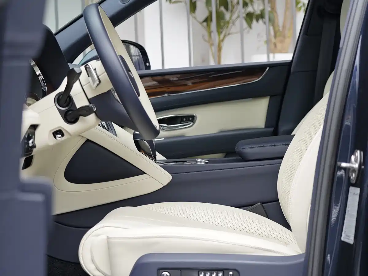 Bentley Bentayga 2024 2022 4.0T V8