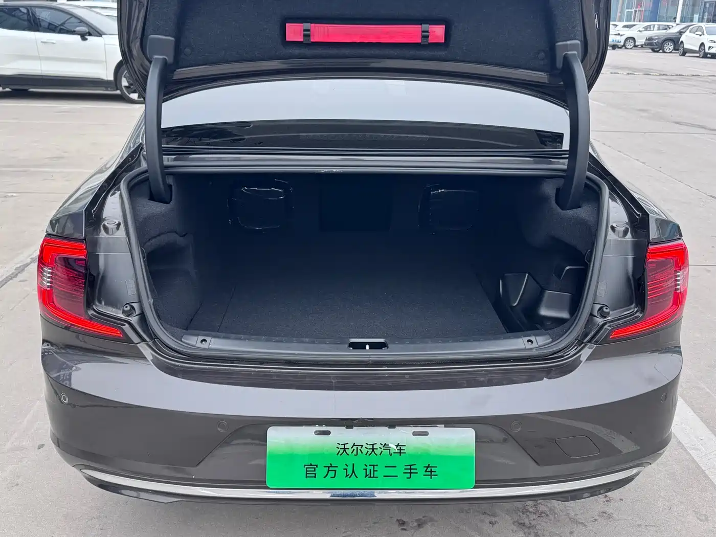 VOLVO S90 PLUG IN HYBRID