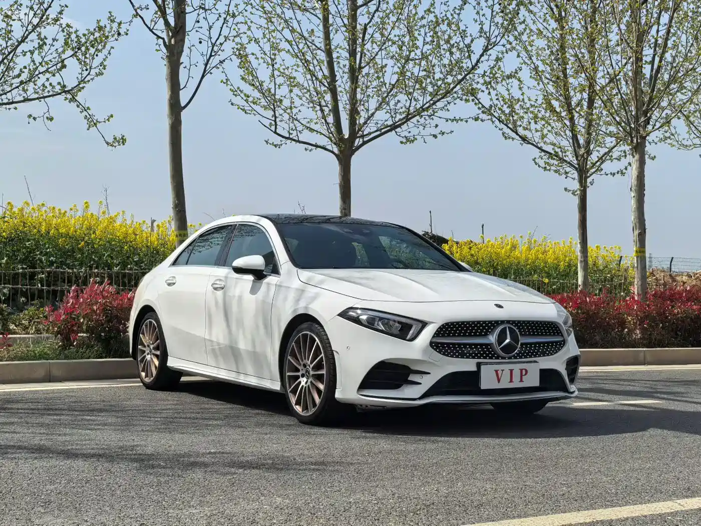 Mercedes-Benz A-Class 2019 A 200 L Sport Sedane Pioneer Special Edition фото 3