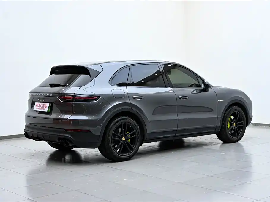 Porsche Cayenne New Energy 2023 Cayenne E-Hybrid 2.0T фото 7