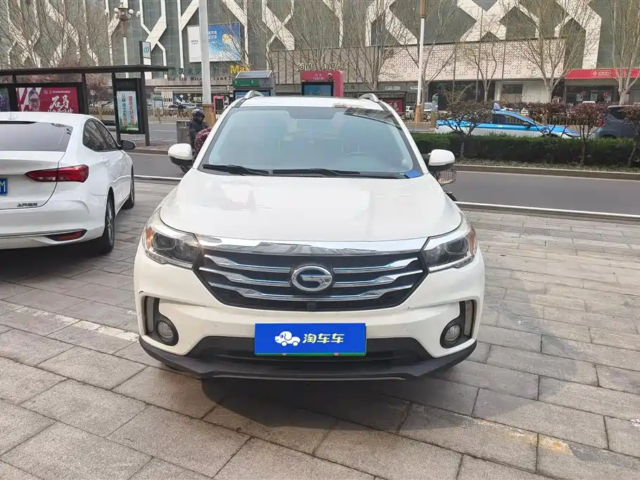 GAC TRUMPCHI GS4 NEW ENERGY