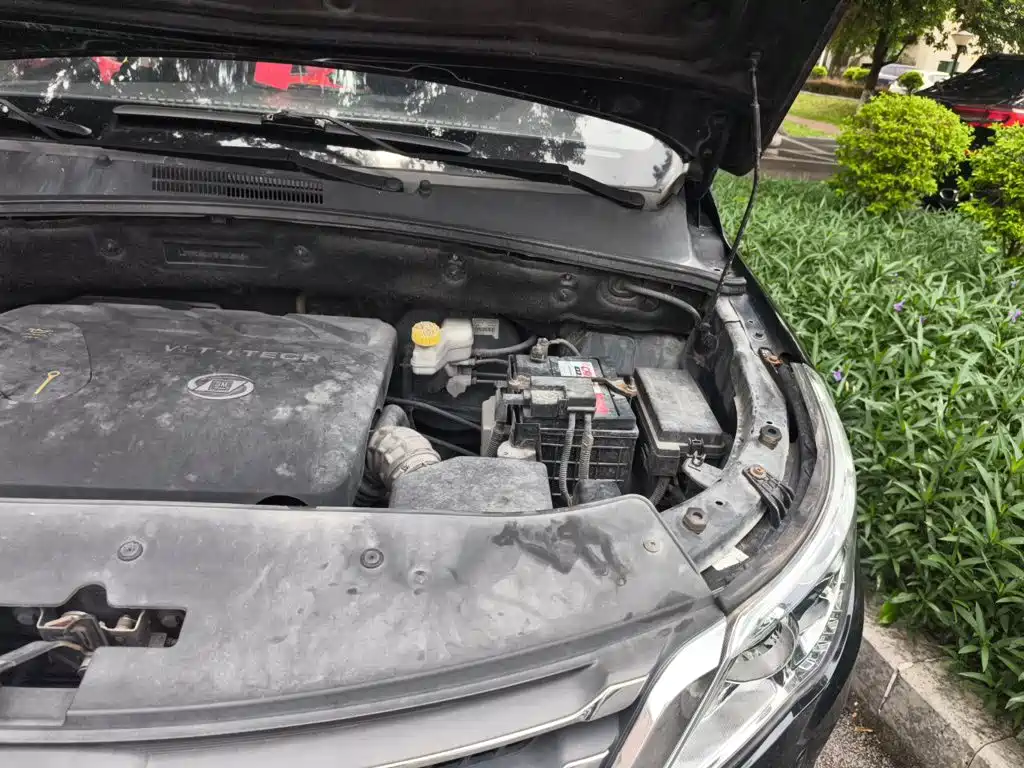 Baojun 560 2015 2015 1.8L Manual Luxury