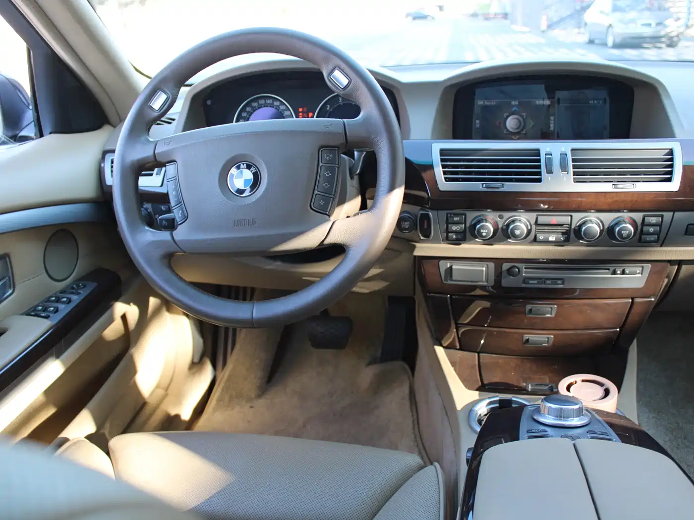 BMW 7 Series 2005 Model 750Li фото 17