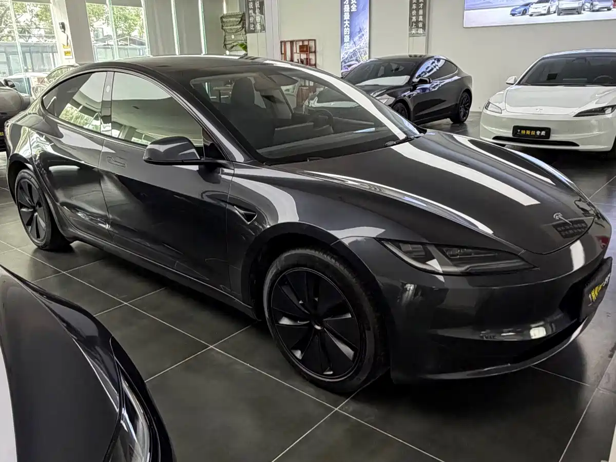 Tesla Model 3 2026 2023 Rear-Wheel Drive