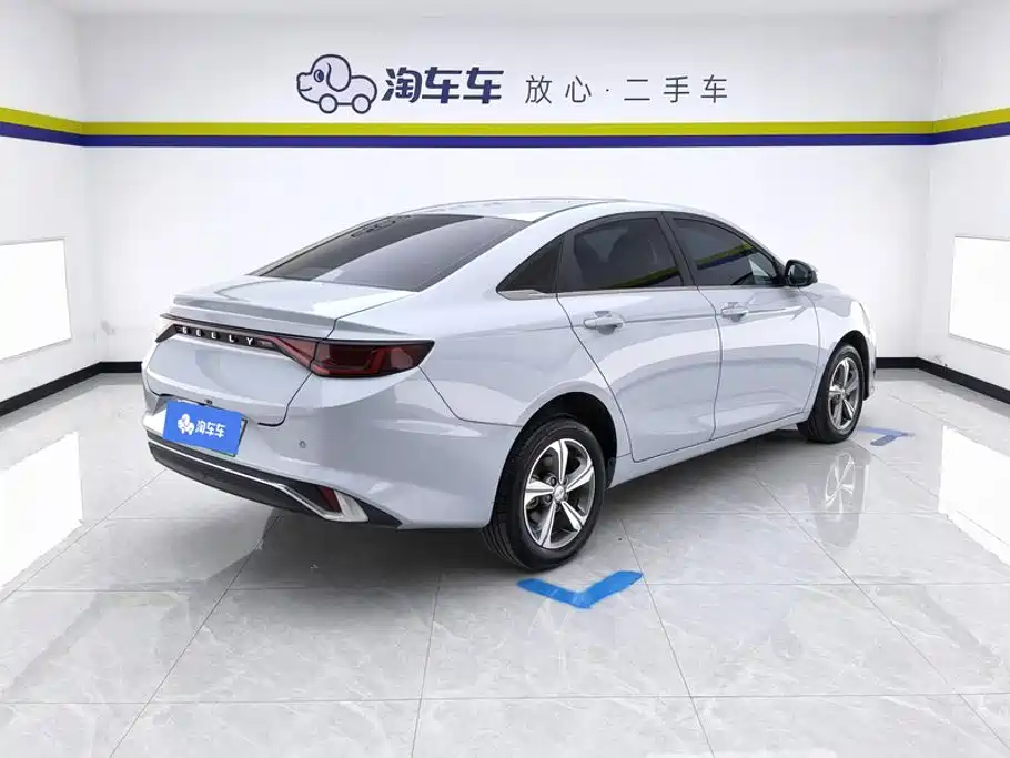 صورة 3 - Geely Emgrand L HiP