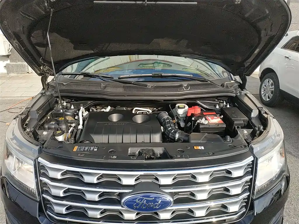 Ford Explorer (Import) 2017 2017 2.3T Trend Edition