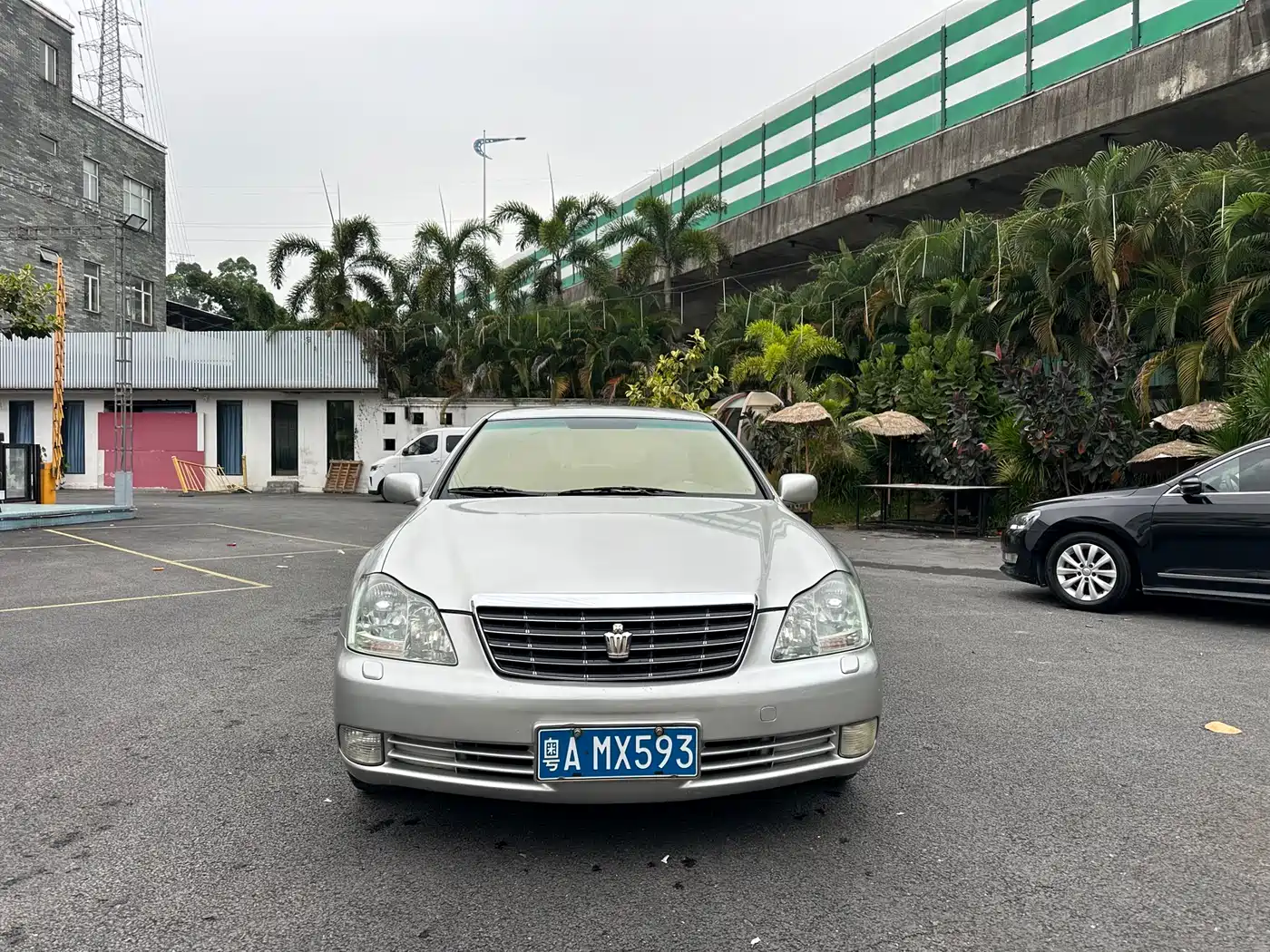 Toyota Crown 2005 Model 3.0L Royal фото 2