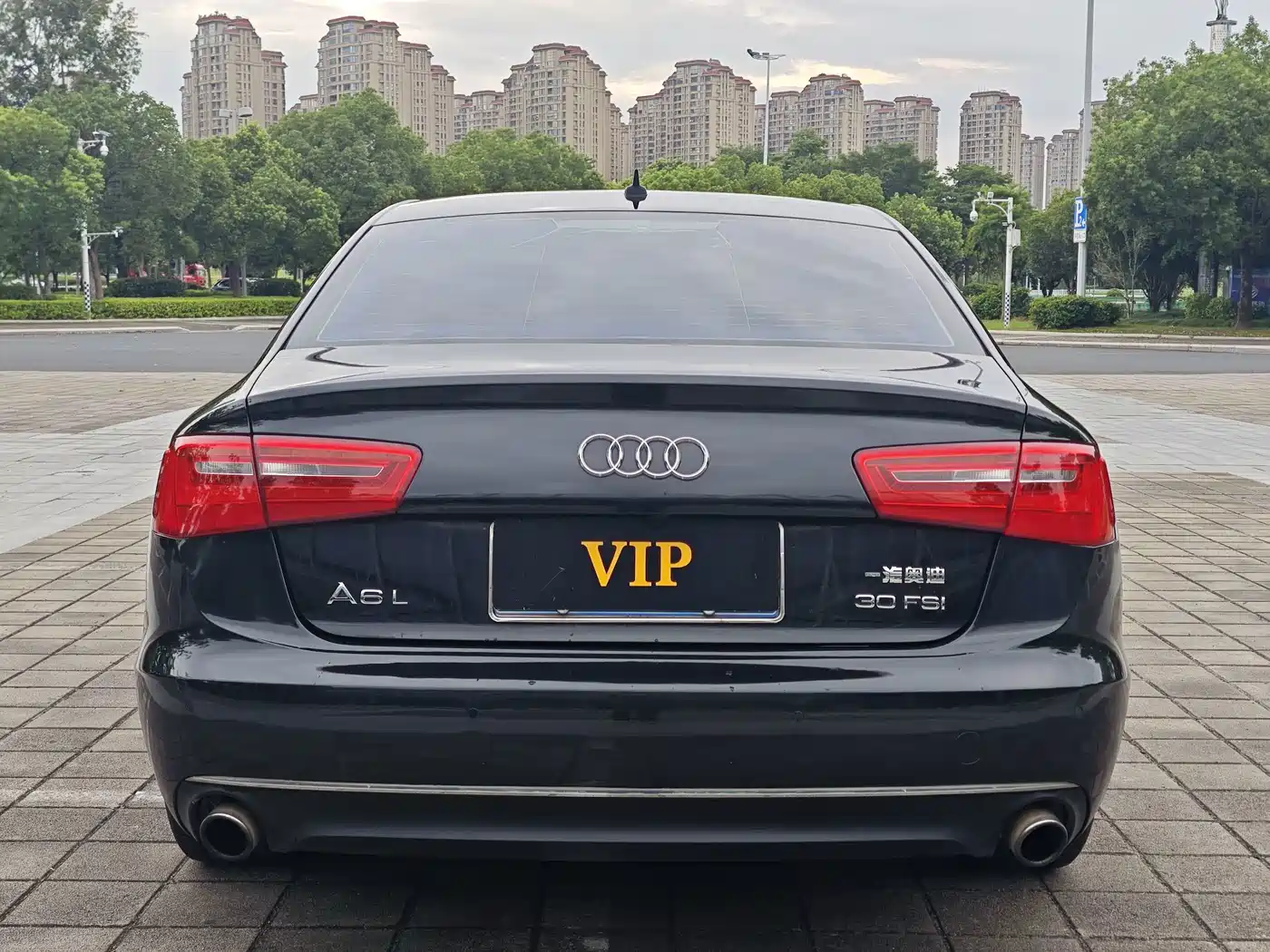 Фото 5 - Audi A6L