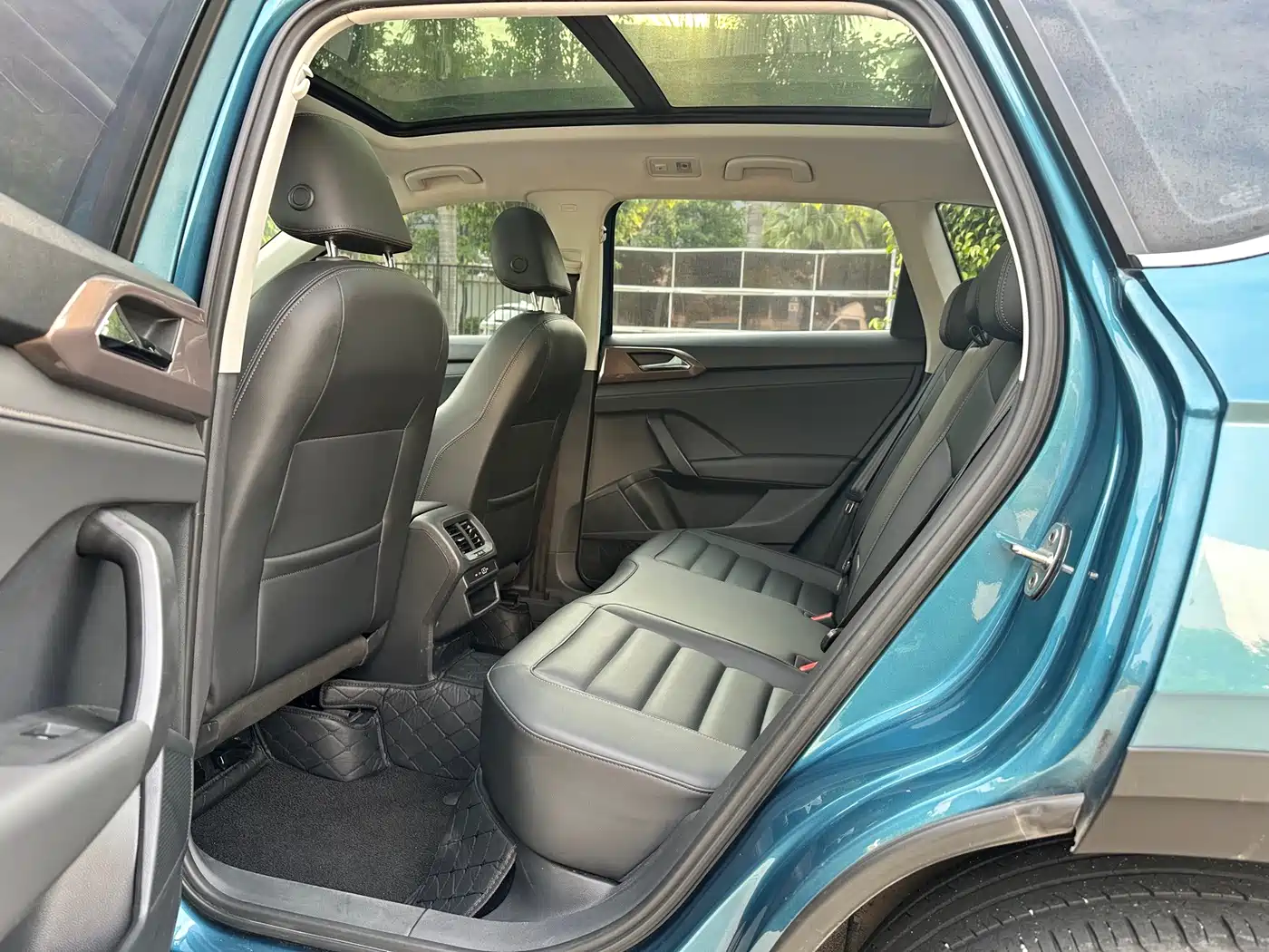 Volkswagen Tharu, миниатюра 5