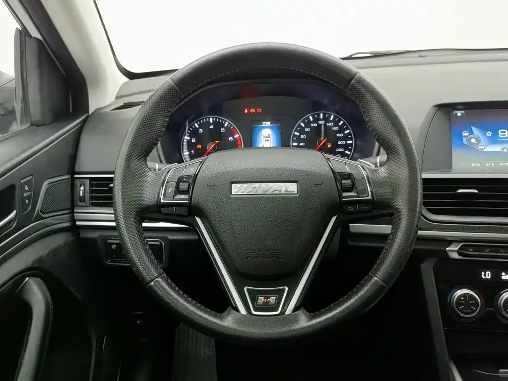 Photo 11 - Haval H6
