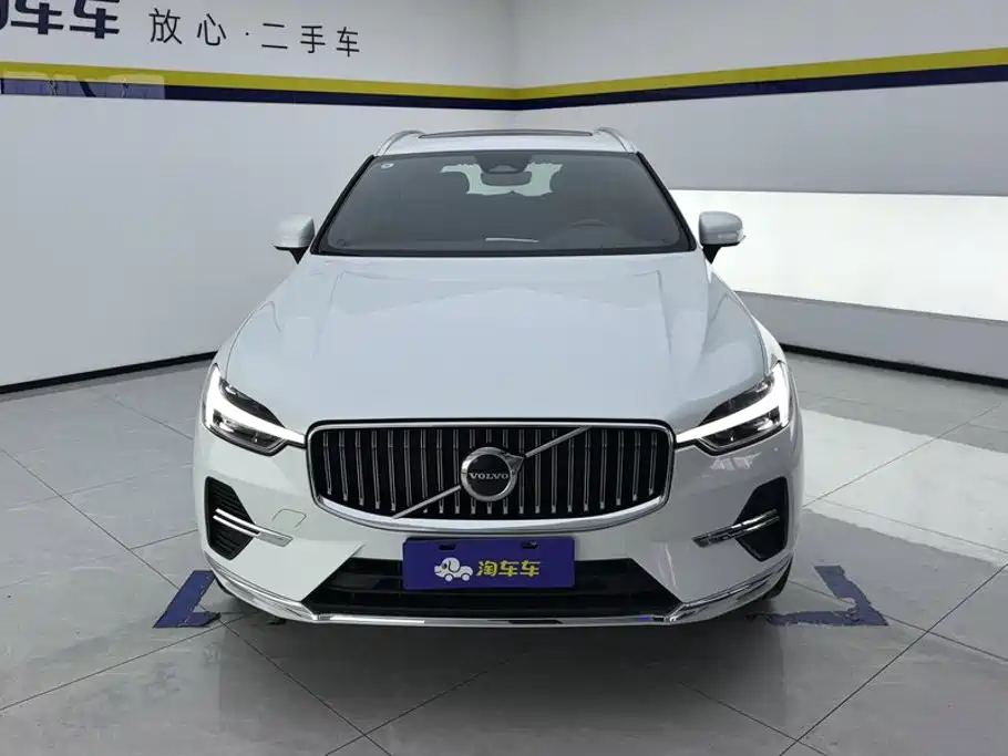 Volvo XC60 2025 2025 B5 AWD Smart Elite Luxury Edition