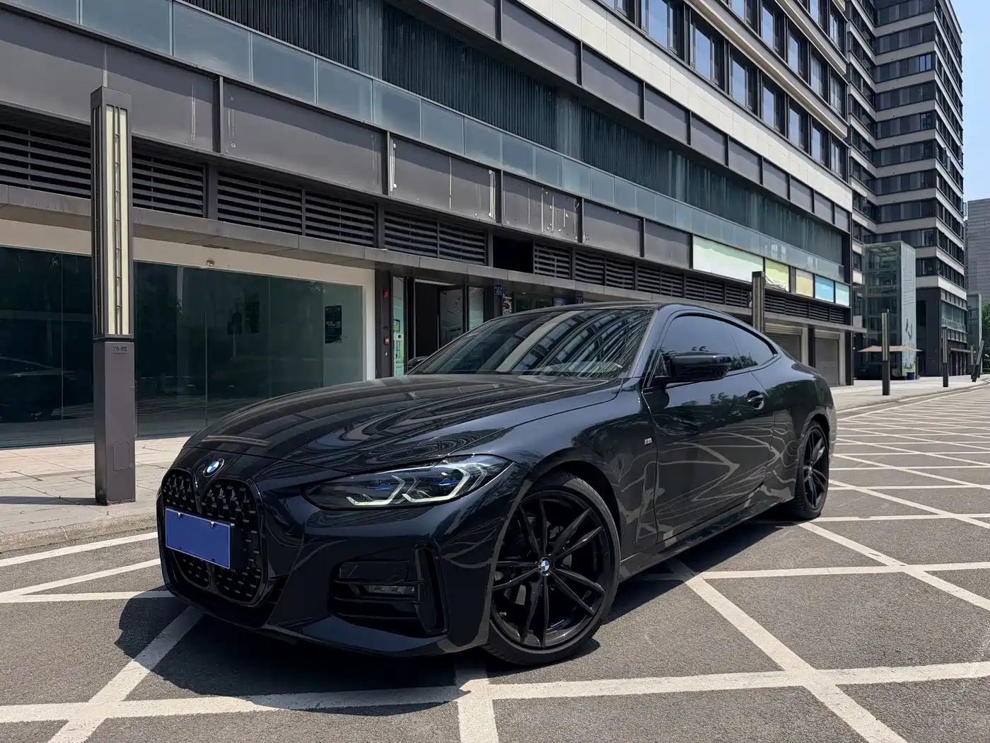 BMW 4 Series 2021 425i M Sport Black Night Edition фото 2