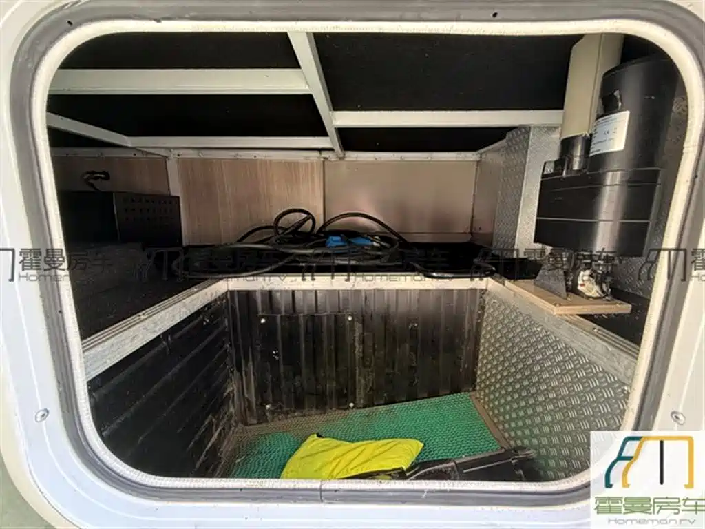 SAIC Maxus Maxus T70 2020 2020 2.0T Diesel Automatic 4WD Comfort Long Cab High Ground Clearance