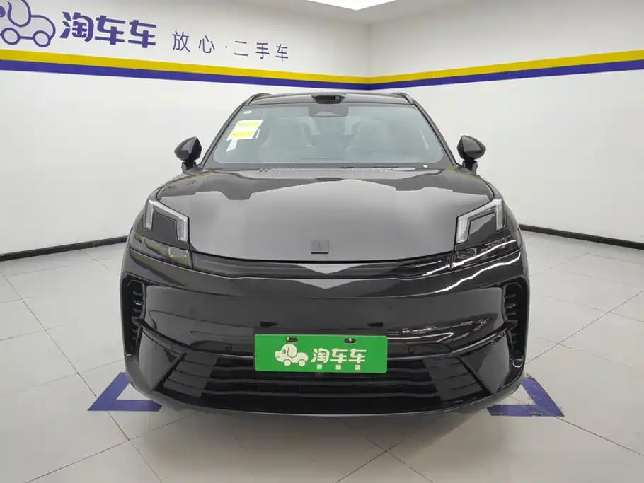 Lynk & Co 08 EM-P 2026