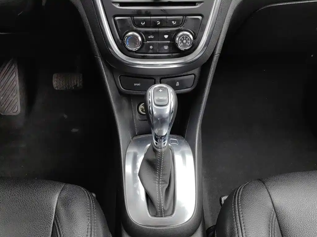 Фото 13 - Buick Encore